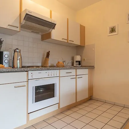 Lilli Marleen 5-06 דירה וורמן